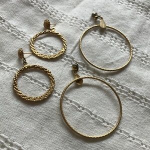 1990s Vintage Textured Goldtone Hoop‎ Earrings Set